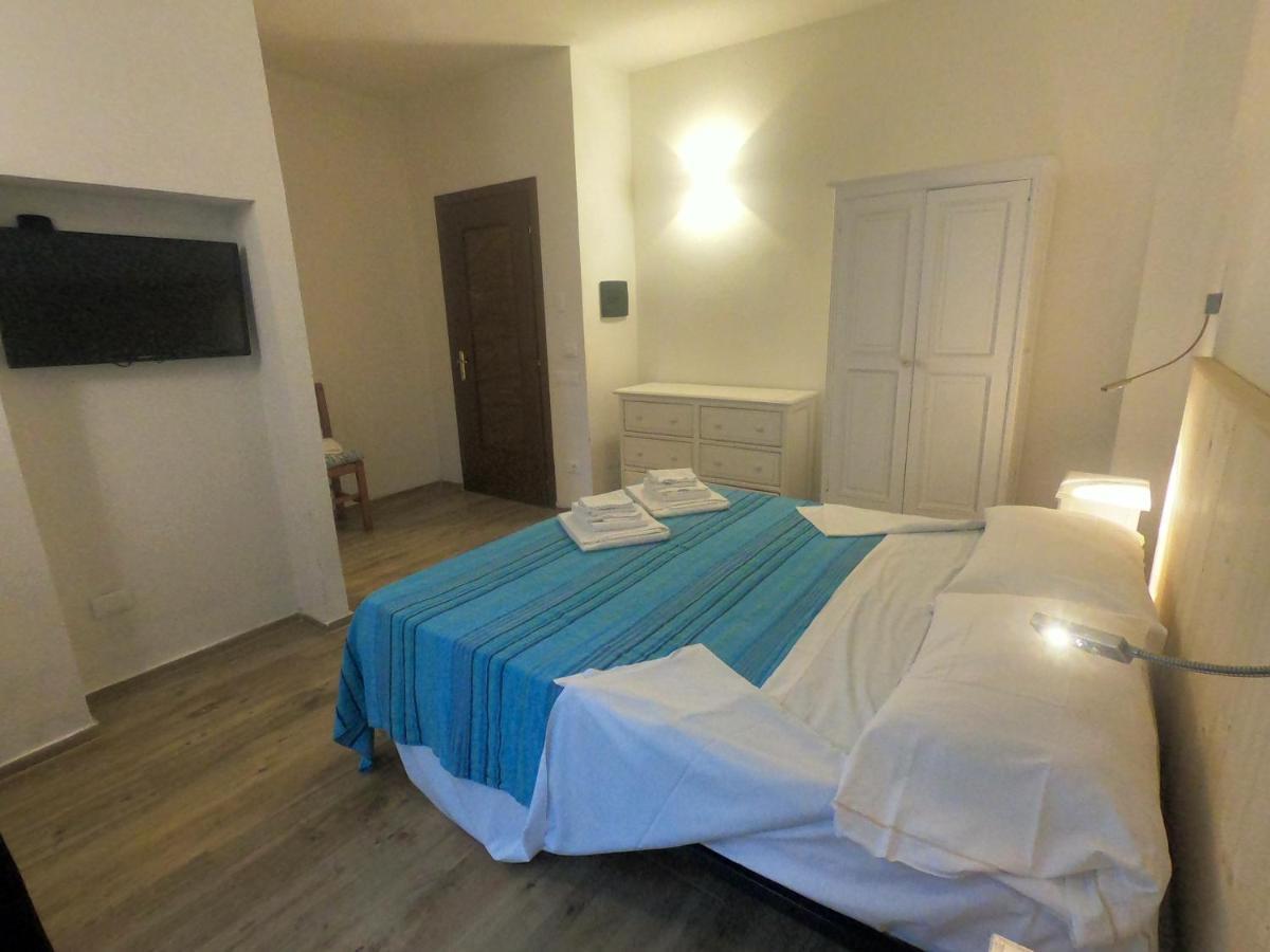 Villa La Conchiglia Rooms Cala Liberotto Ngoại thất bức ảnh